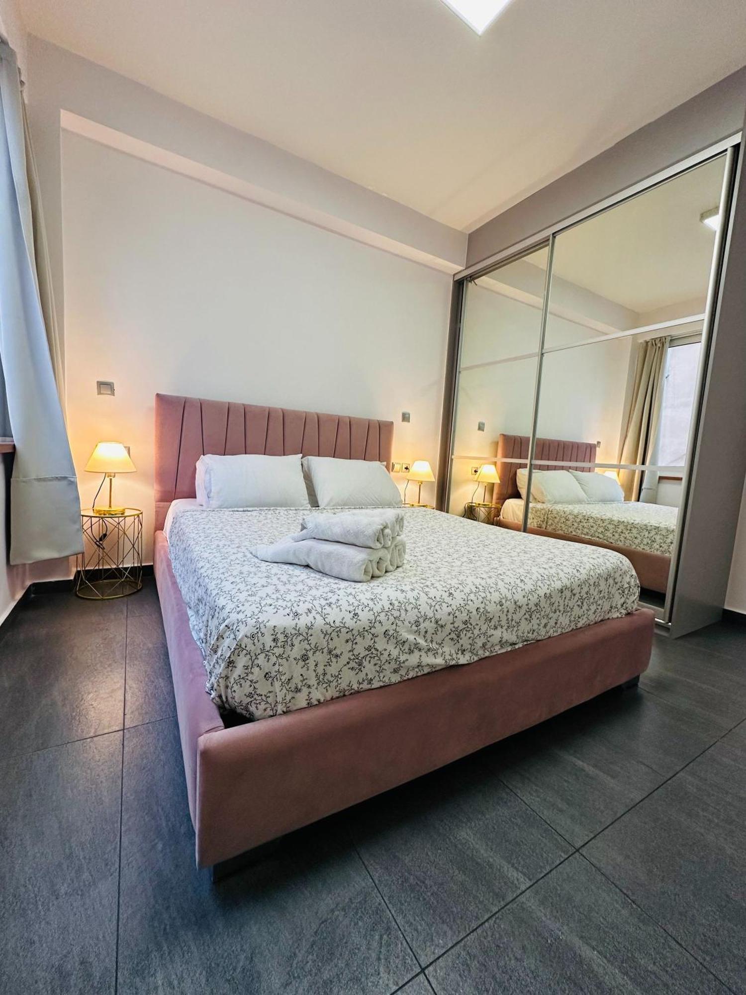 Ermou Downtown By Urban Retreat *